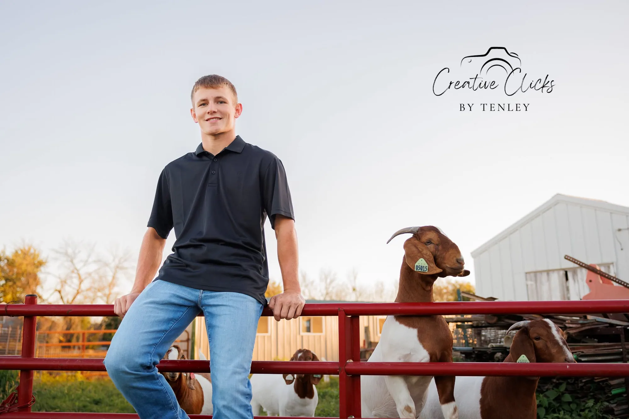 Senior portrait 14 by Creative Clicks by Tenley